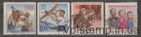 1958 серія марок Міжнародний день захисту дітей - Гашені №2066-2069