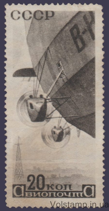 1934 Stamp (Airmail, airship) Used №379