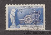 1957 Франция Марка (Национальная фарфоровая промышленность в Севре) Гашеная №1123